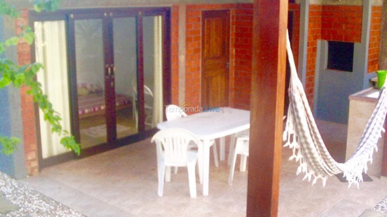 Casa para alquiler de vacaciones em Barra Velha (Itajuba)