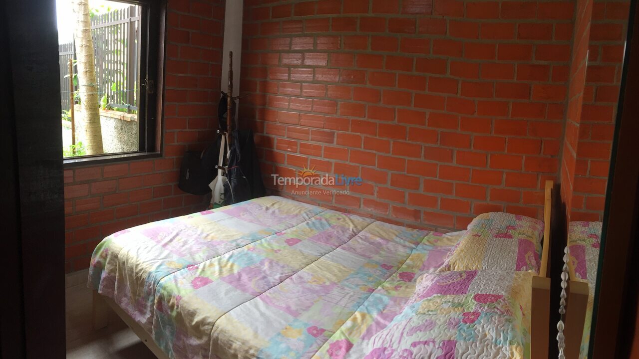 Casa para alquiler de vacaciones em Barra Velha (Itajuba)