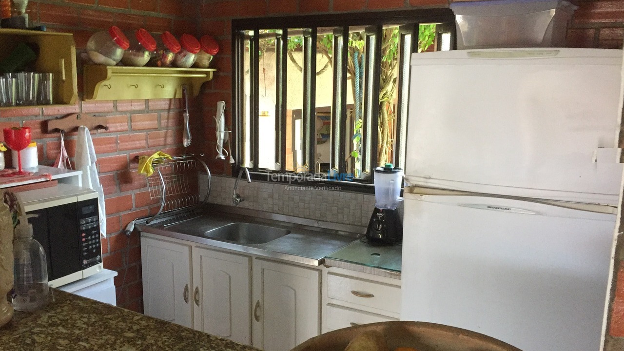 Casa para alquiler de vacaciones em Barra Velha (Itajuba)