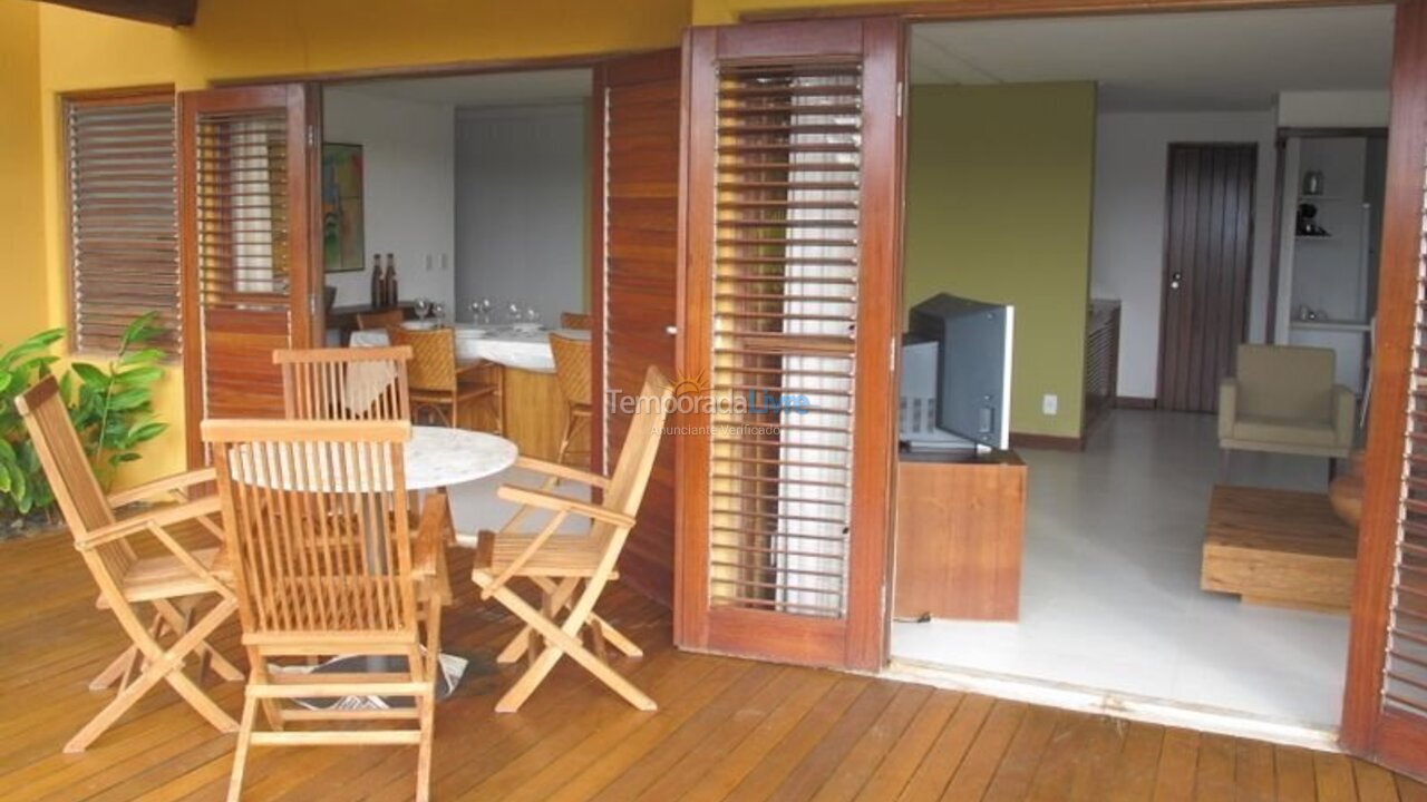 Apartamento para aluguel de temporada em Mata de São João (Imbassaí)