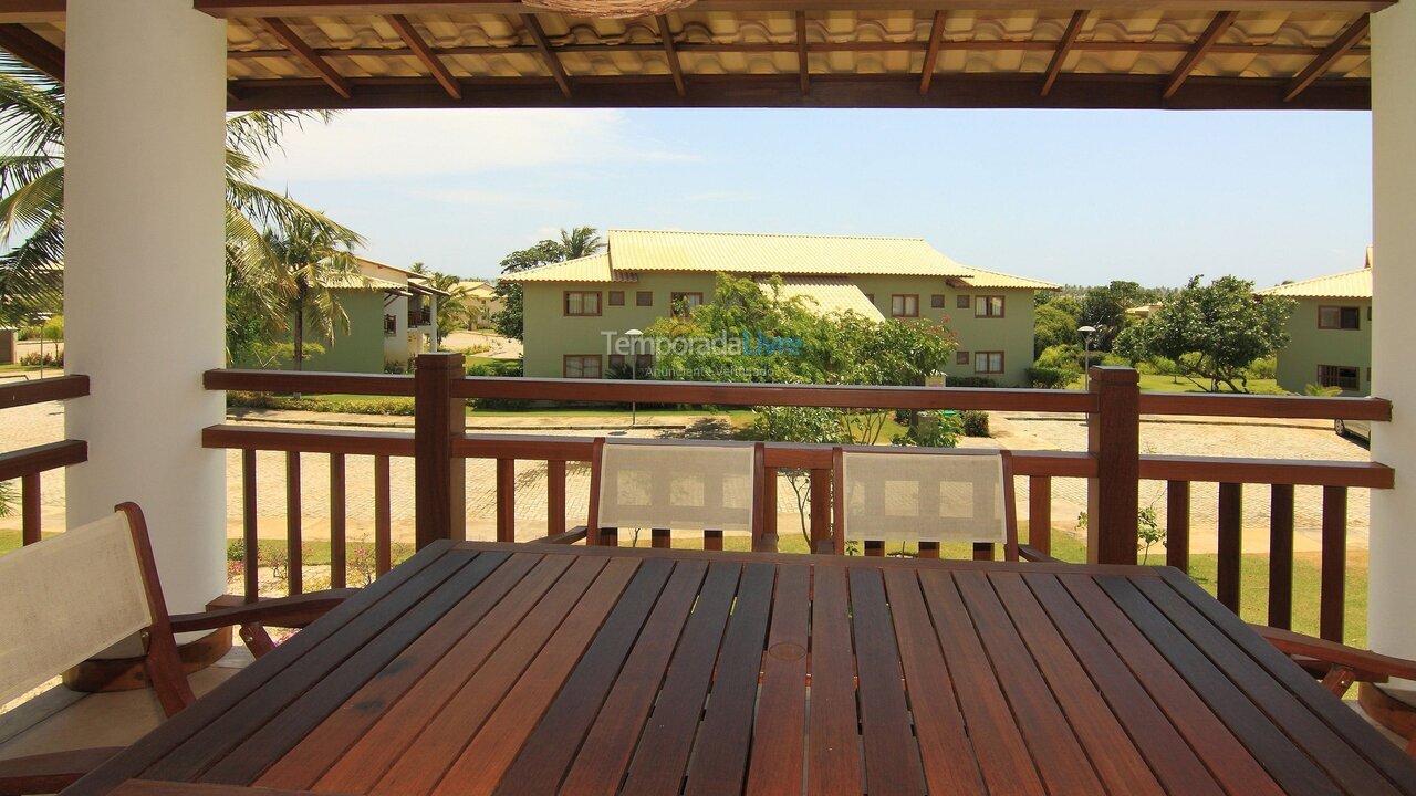 Apartamento para aluguel de temporada em Mata de São João (Imbassaí)