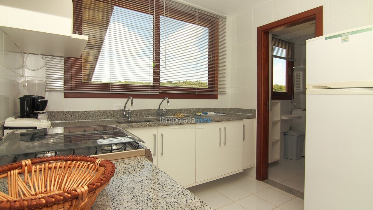 Apartamento para aluguel de temporada em Mata de São João (Imbassaí)