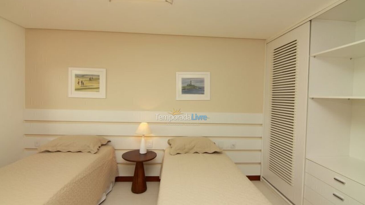 Apartamento para aluguel de temporada em Mata de São João (Imbassaí)