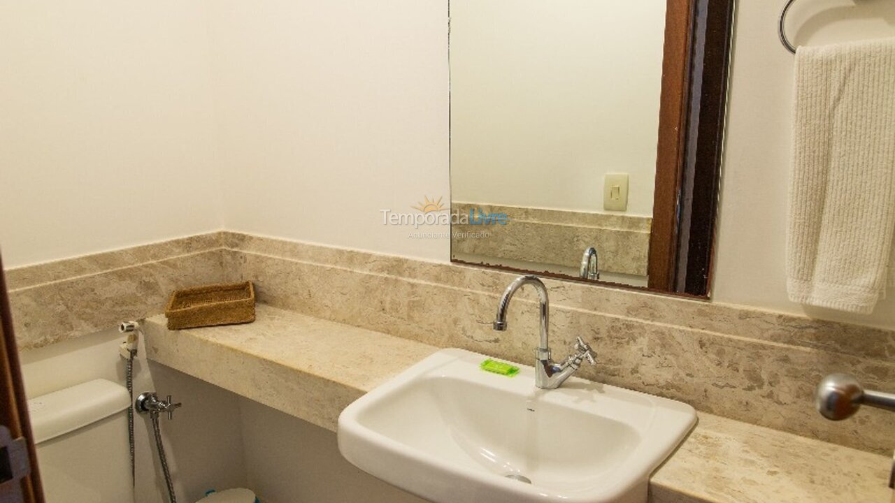 Apartamento para aluguel de temporada em Mata de São João (Imbassaí)