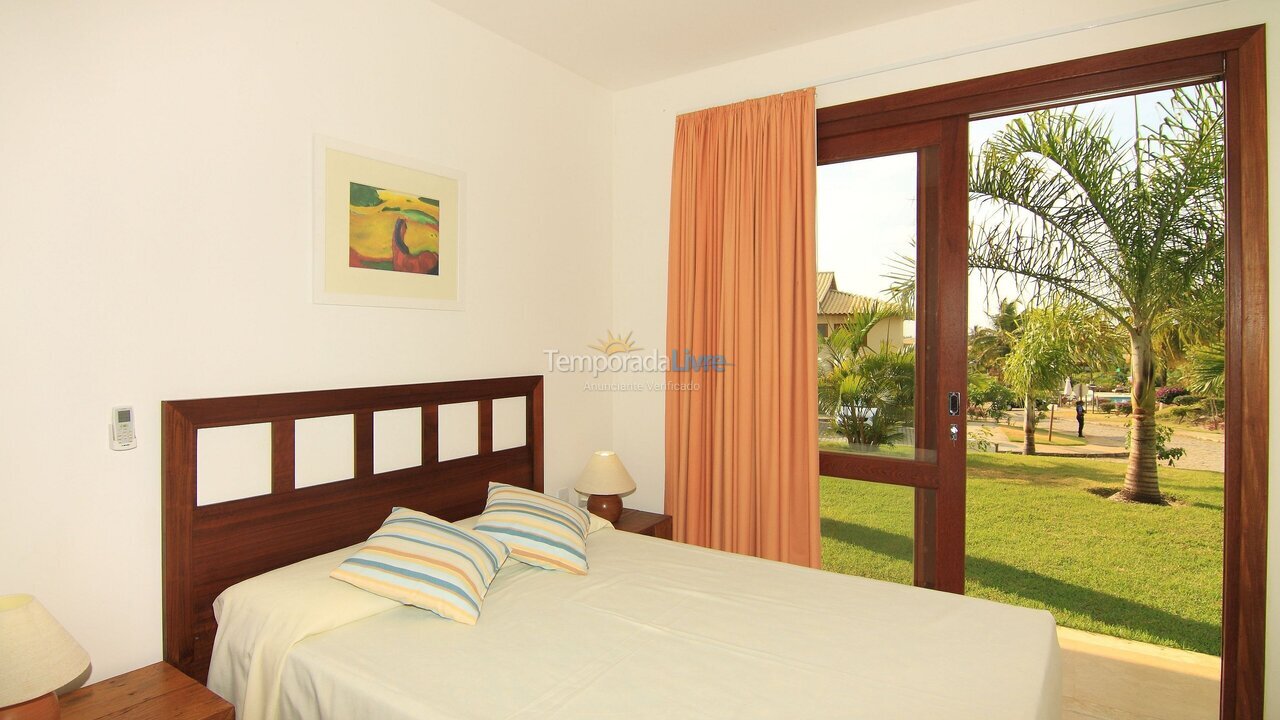 Apartamento para aluguel de temporada em Mata de São João (Imbassaí)