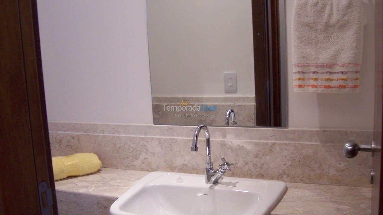 Apartamento para aluguel de temporada em Mata de São João (Imbassaí)