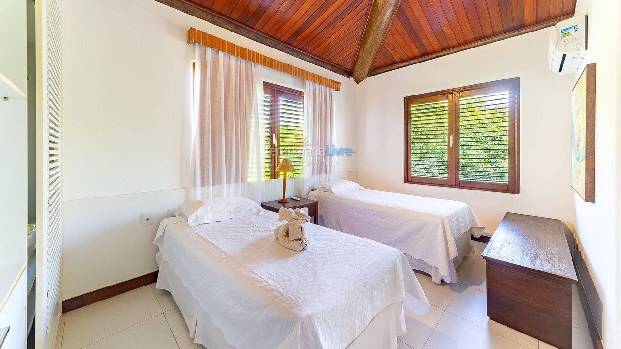 Apartamento para aluguel de temporada em Mata de São João (Imbassaí)