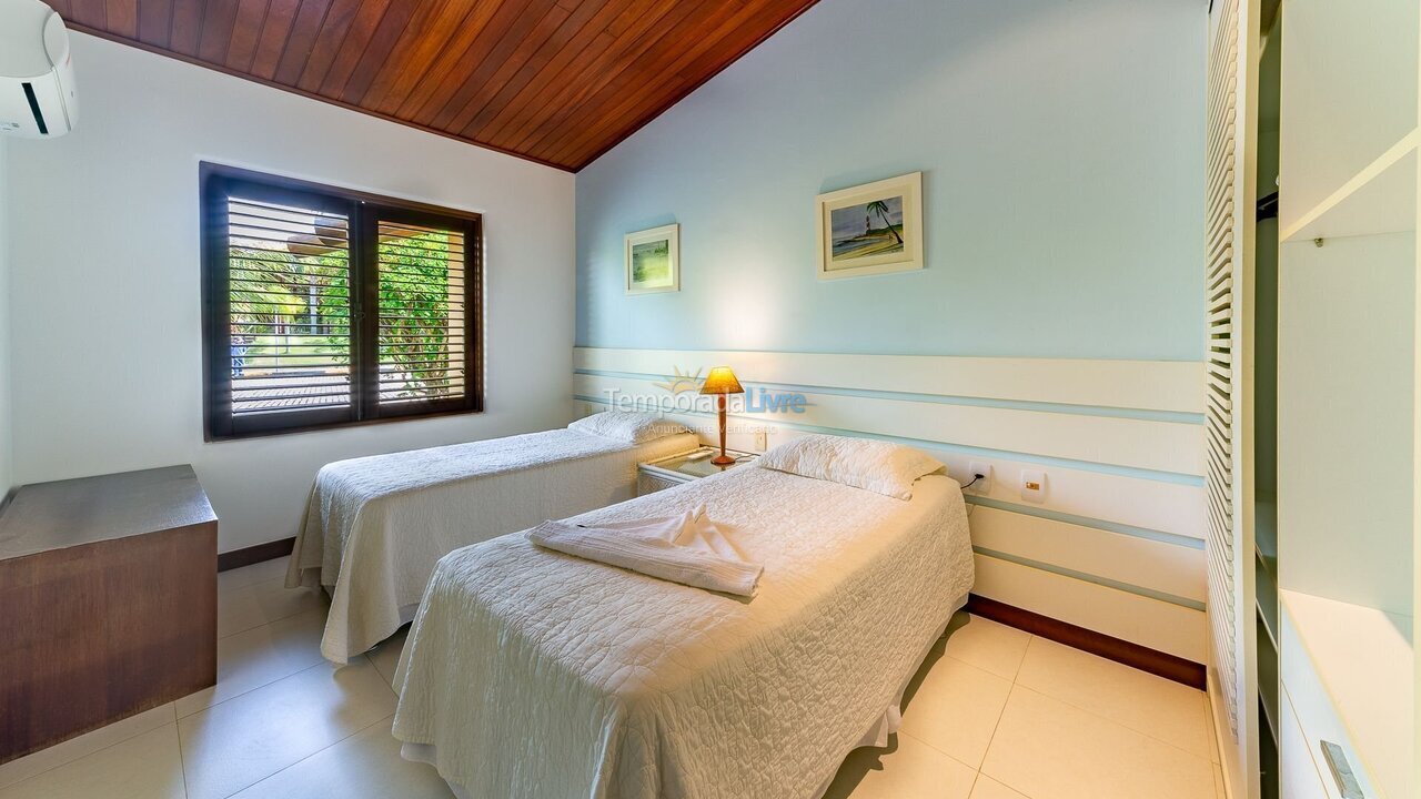 Apartamento para aluguel de temporada em Mata de São João (Imbassaí)