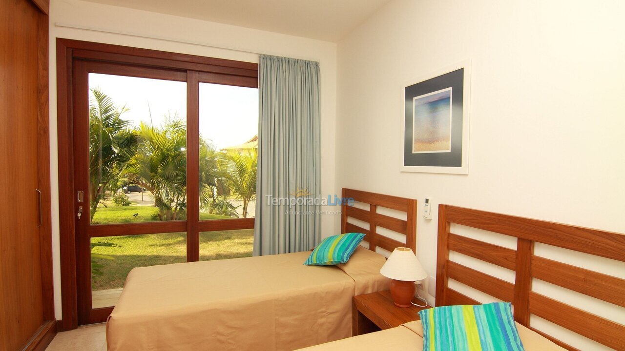 Apartamento para aluguel de temporada em Mata de São João (Imbassaí)