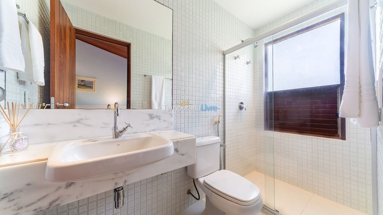 Apartamento para aluguel de temporada em Mata de São João (Imbassaí)