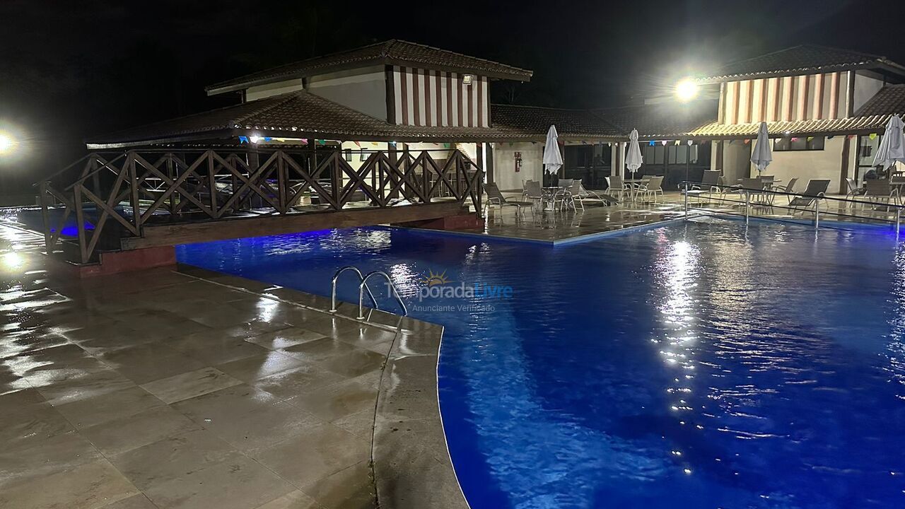 Apartment for vacation rental in Camaçari (Praia de Guarajuba)