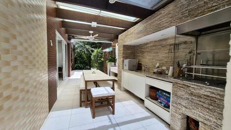 Casa frente al mar en Praia de Juquehy