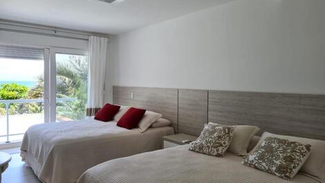 Casa frente al mar en Praia de Juquehy