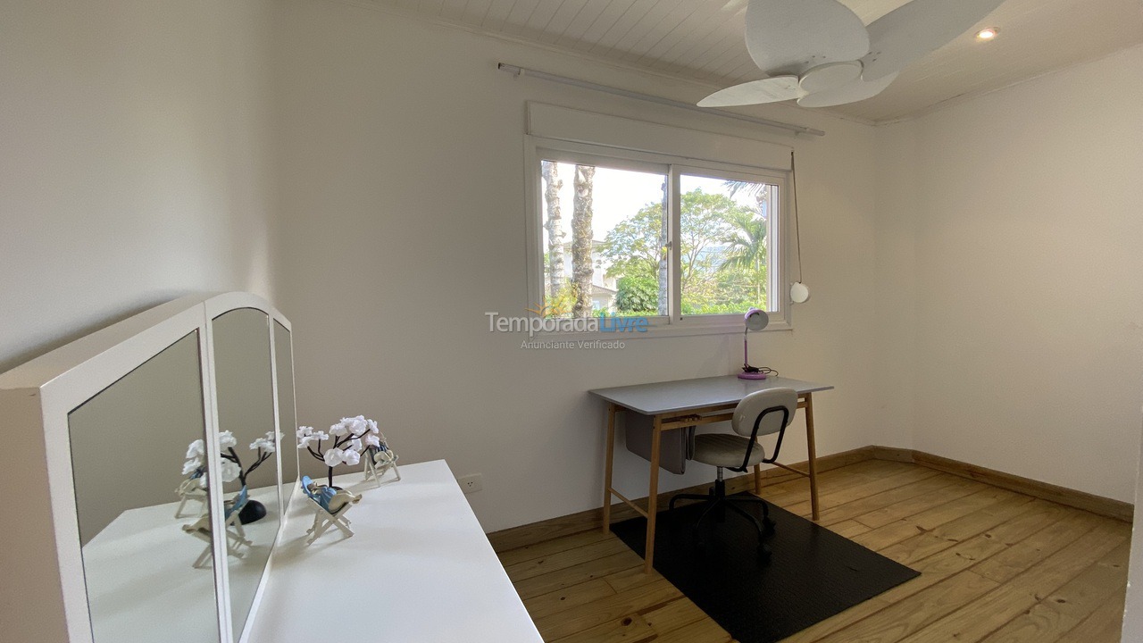 House for vacation rental in São Sebastião (Praia da Baleia)