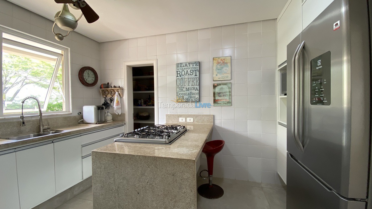 House for vacation rental in São Sebastião (Praia da Baleia)