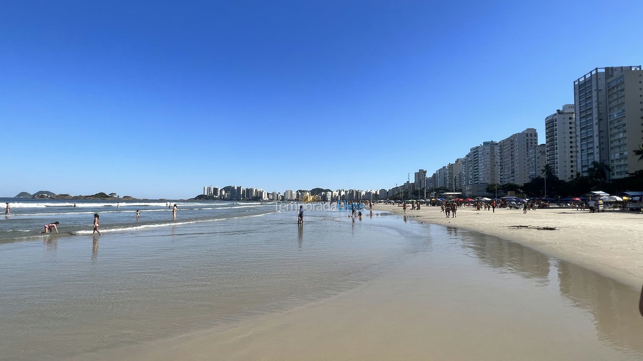 Apartamento para aluguel de temporada em Guarujá (Pitangueiras)