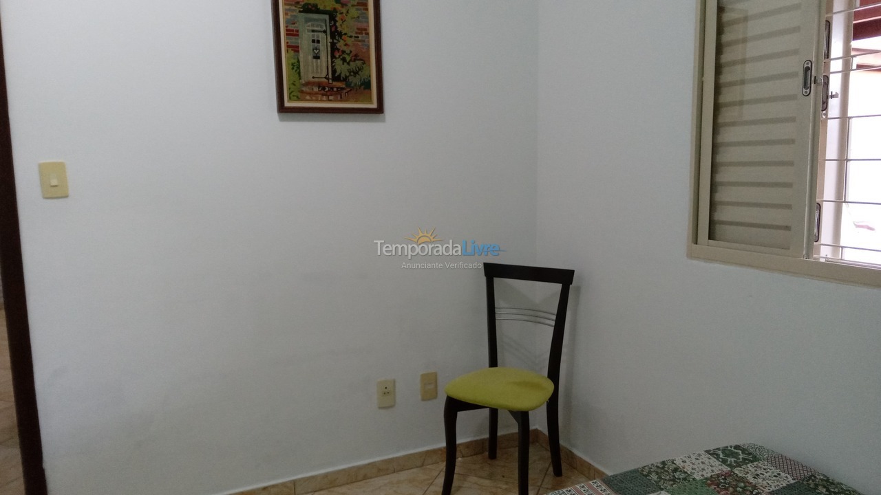 Casa para alquiler de vacaciones em águas de Lindóia (Jd Lazari)