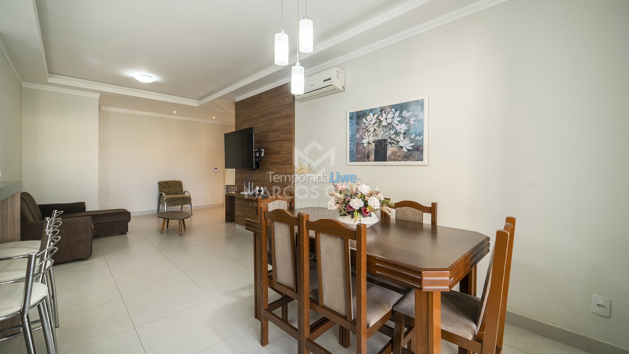 Apartamento para alquiler de vacaciones em Bombinhas (Praia de Bombas)