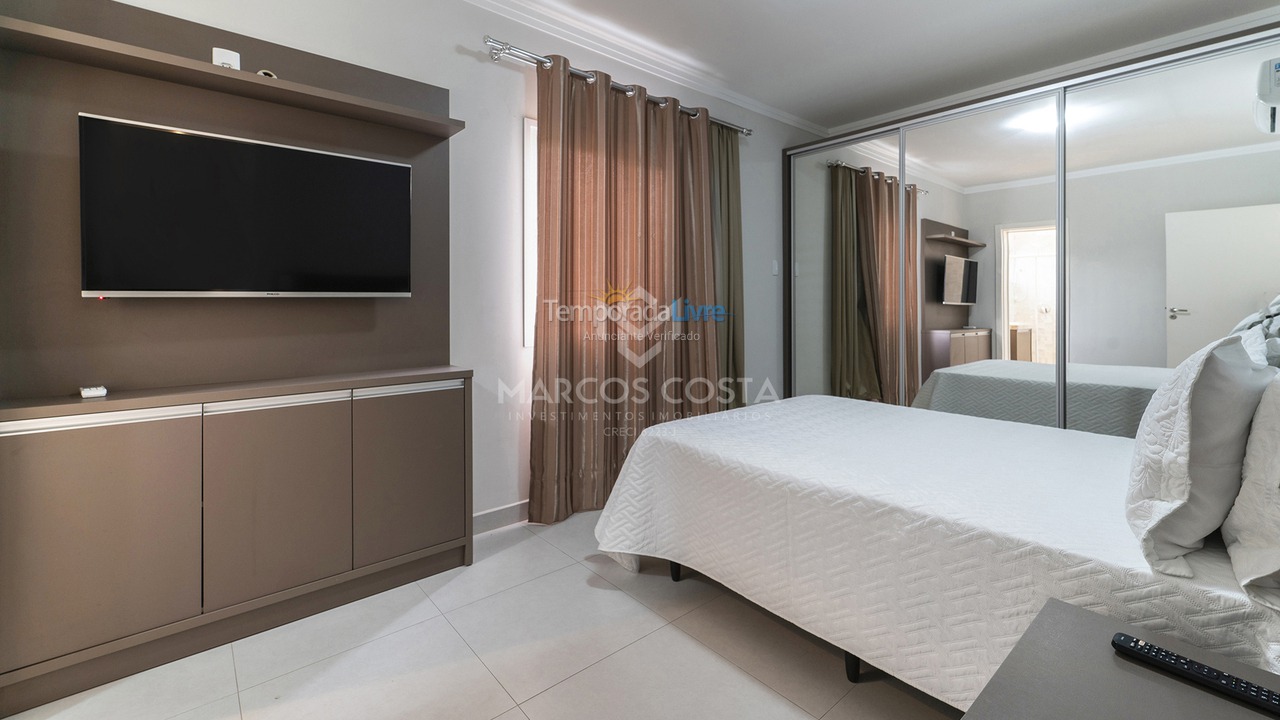 Apartamento para alquiler de vacaciones em Bombinhas (Praia de Bombas)