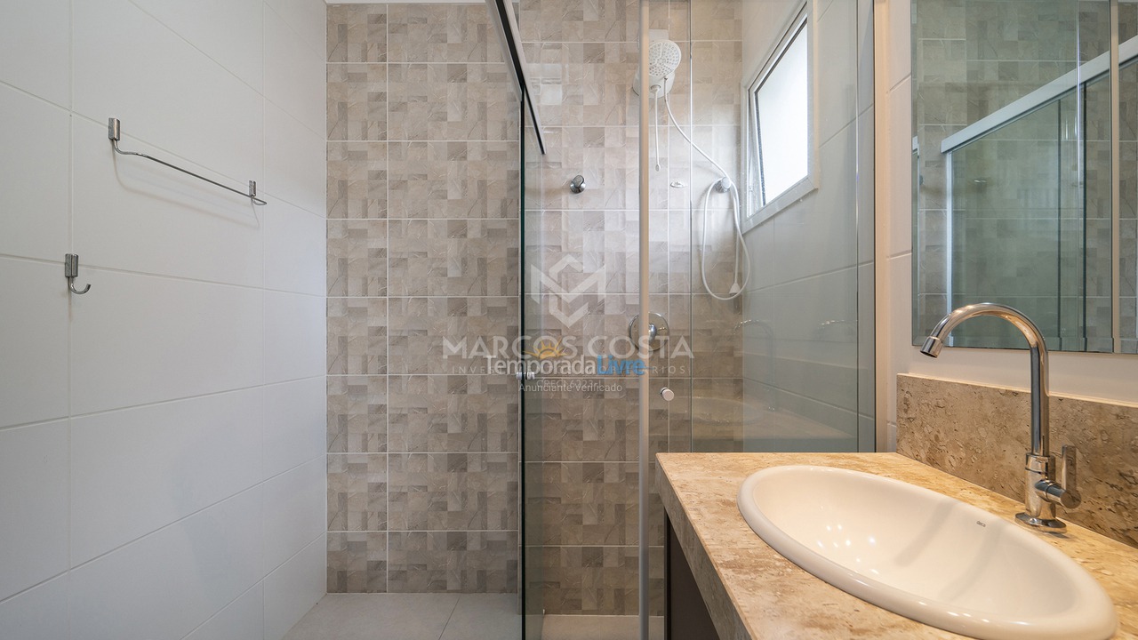 Apartamento para alquiler de vacaciones em Bombinhas (Praia de Bombas)