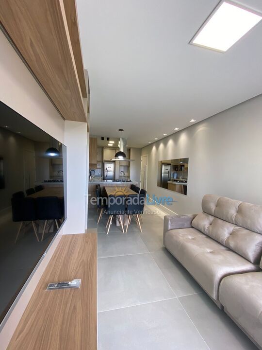 Apartment for vacation rental in Governador Celso Ramos (Praia de Palmas)