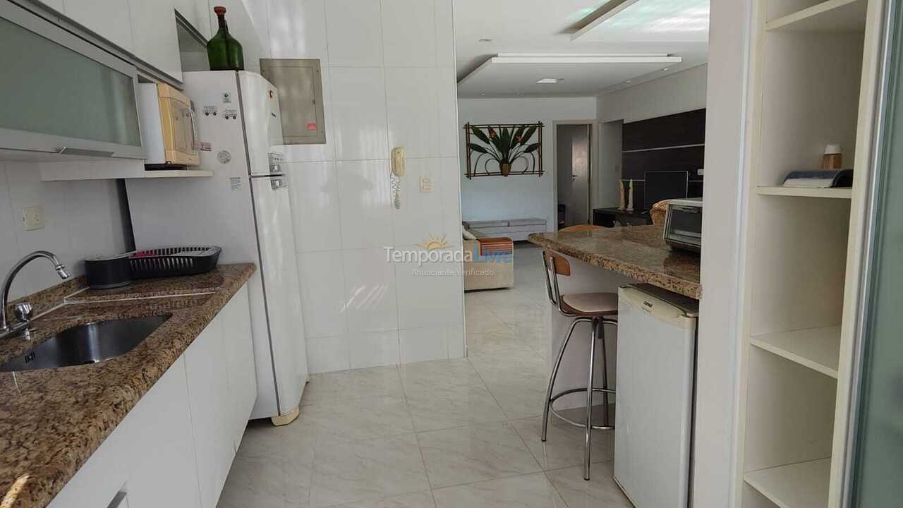 Apartamento para aluguel de temporada em Ubatuba (Praia Grande)