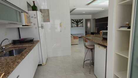 Linda Cobertura com 3 Suítes Praia Grande de Ubatuba - Cond. Atlantis