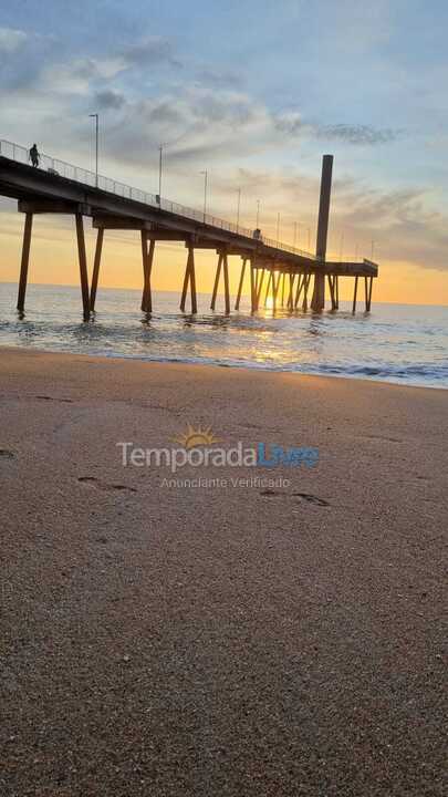 Apartamento para aluguel de temporada em Rio das Ostras (Costa Azul)