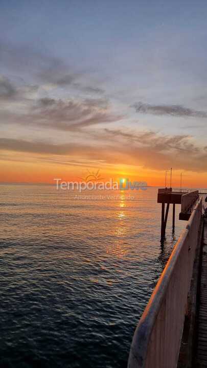 Apartamento para aluguel de temporada em Rio das Ostras (Costa Azul)