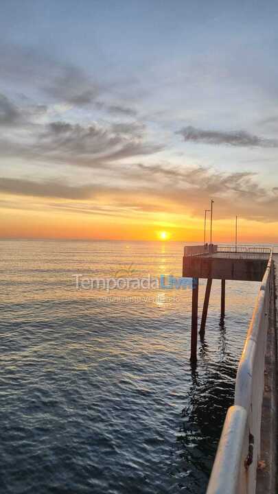 Apartamento para aluguel de temporada em Rio das Ostras (Costa Azul)