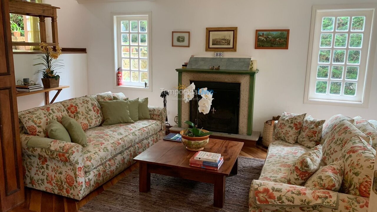 House for vacation rental in Campos do Jordão (Fojo)