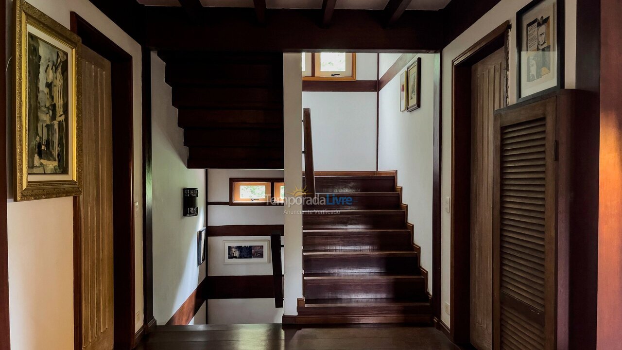 Casa para aluguel de temporada em Campos do Jordão (Descansopolis)