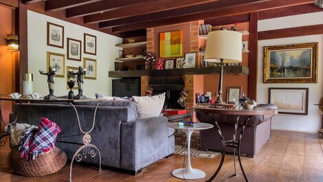 Cabanha Tipuana Campos do Jordão