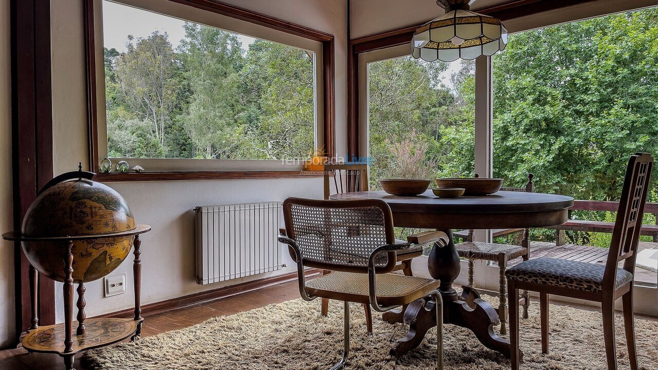 Casa para aluguel de temporada em Campos do Jordão (Descansopolis)