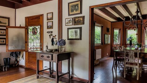 Cabanha Tipuana Campos do Jordão