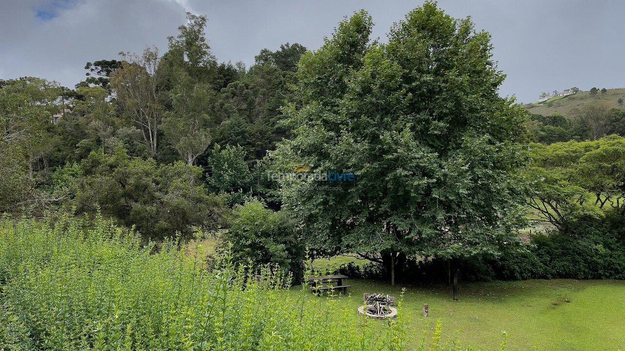 Casa para aluguel de temporada em Campos do Jordão (Descansopolis)