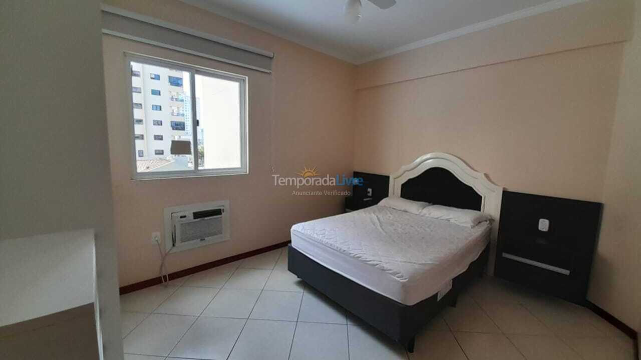 Apartment for vacation rental in Itapema (Meia Praia)