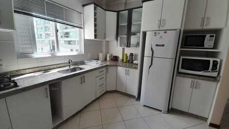 Great 3 bedrooms 120m from the beach