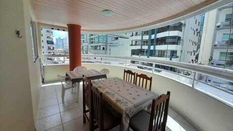 Great 3 bedrooms 120m from the beach