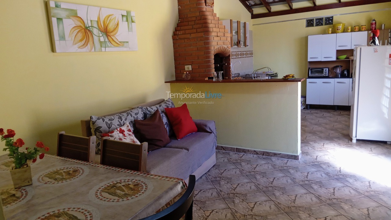 Casa para alquiler de vacaciones em águas de Lindóia (Jd Lazari)