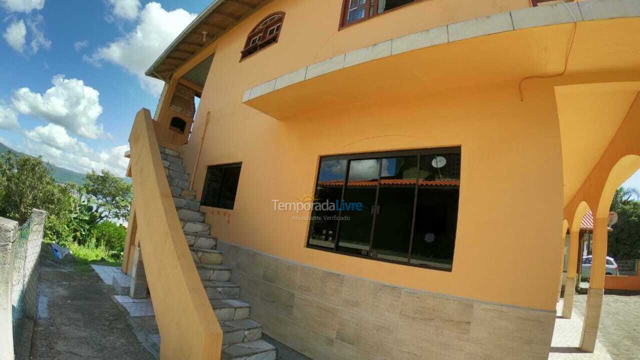 Casa para alquiler de vacaciones em Garopaba (Praia da Ferrugem)