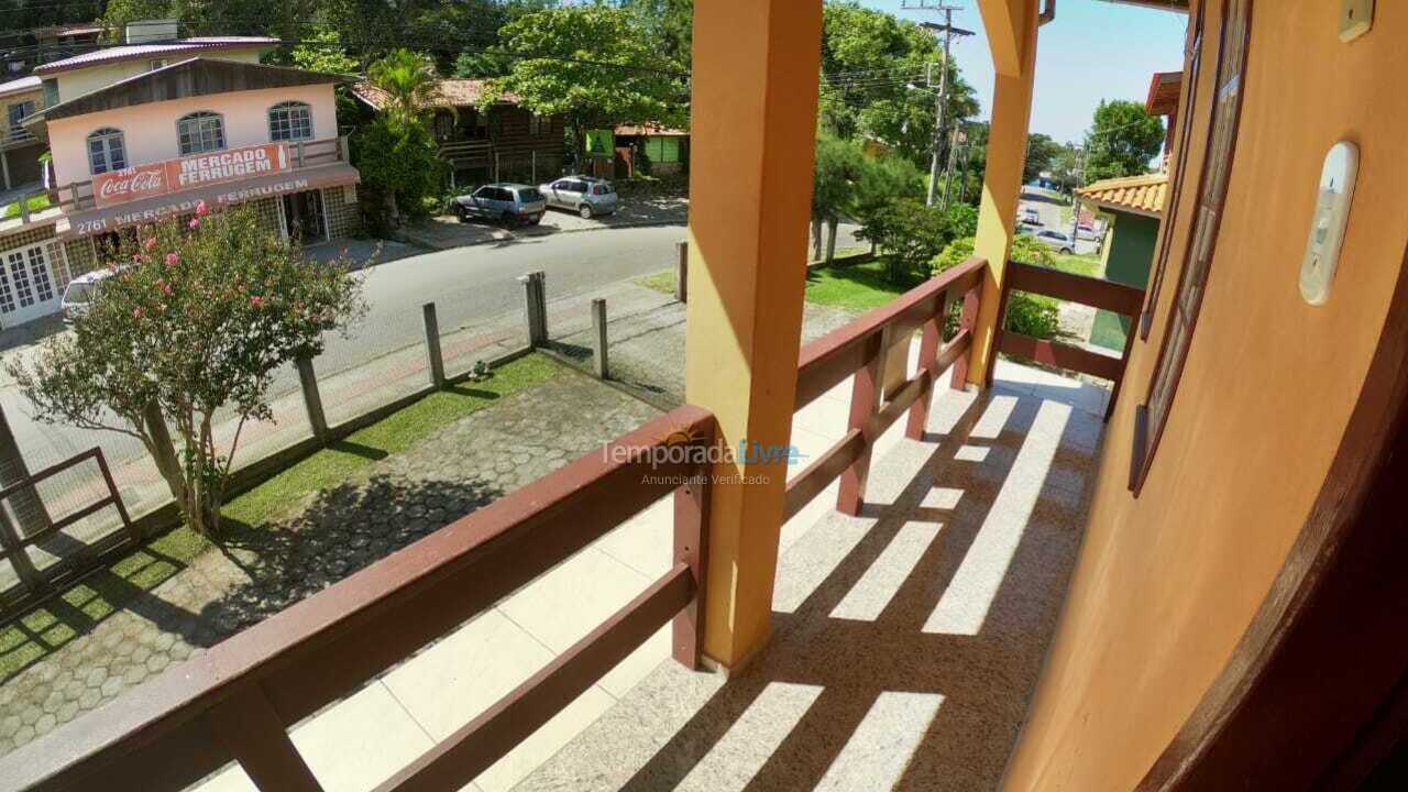 Casa para alquiler de vacaciones em Garopaba (Praia da Ferrugem)