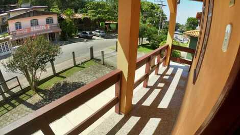 Gran casa con aire acondicionado en Praia da Ferrugem