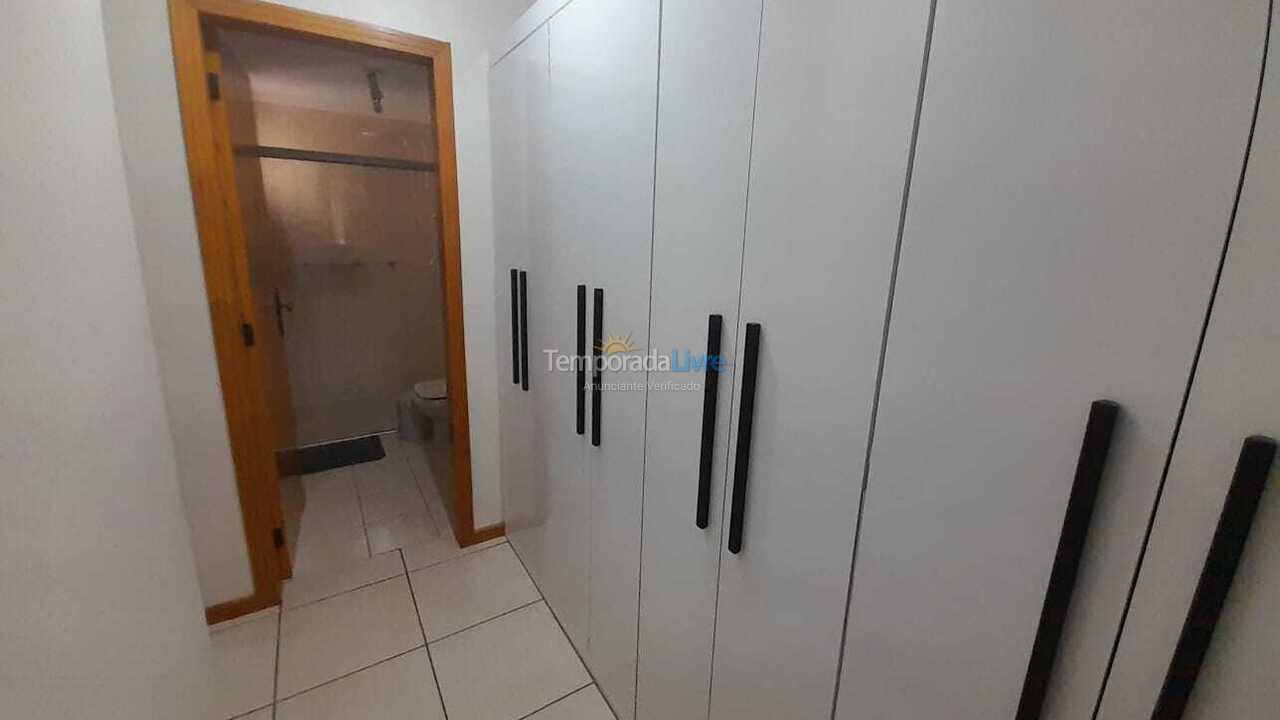 Apartment for vacation rental in Itapema (Meia Praia)