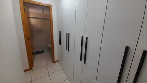 Great 3 bedroom apartment in Meia Praia