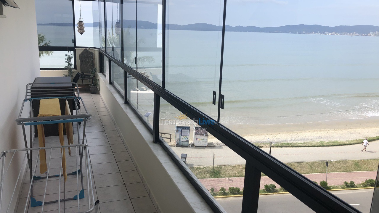 Apartment for vacation rental in Itapema (Centro)