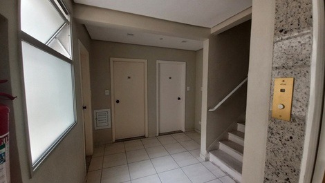 Apartamento Guarujá - Enseada - 3 Dormitórios - 8 pessoas