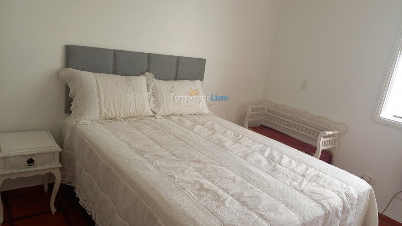 Apartamento para aluguel de temporada em Guarujá (Enseada)