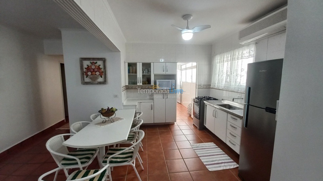 Apartamento para aluguel de temporada em Guarujá (Enseada)