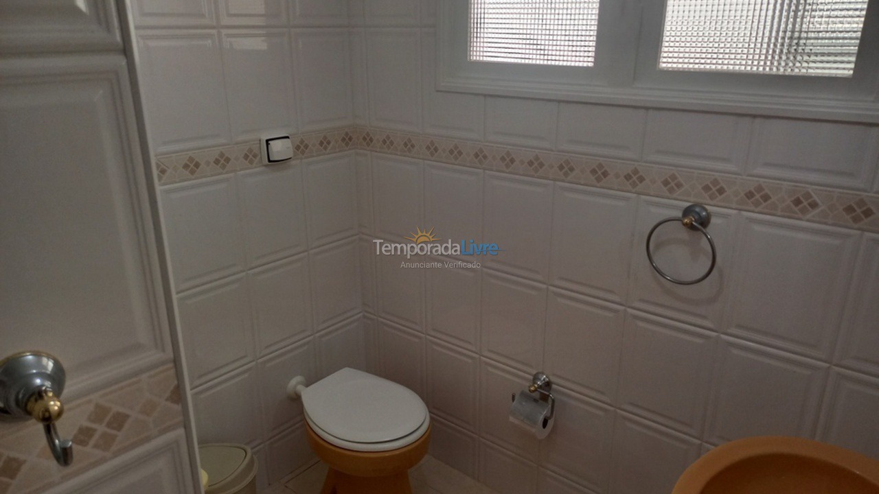 Apartamento para aluguel de temporada em Guarujá (Enseada)